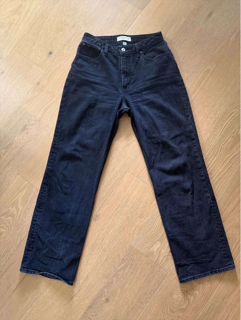 Abercrombie & Fitch Curve Love Women’s Size 28 Black High Rise Jeans